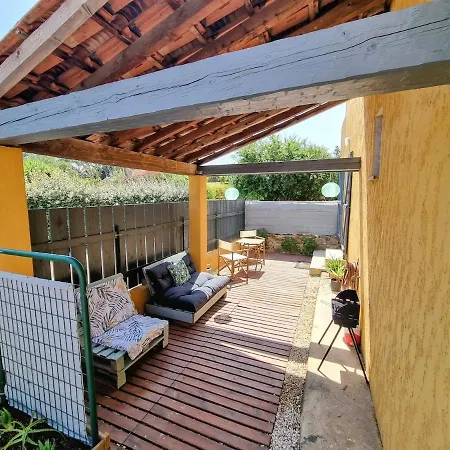 2-room Terrace Balcony アパート